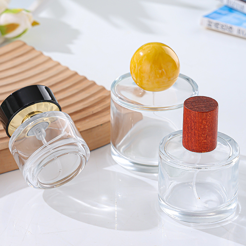 香水分装瓶晶白料玻璃化妆品瓶按压卡口喷雾瓶可定制logo护肤品